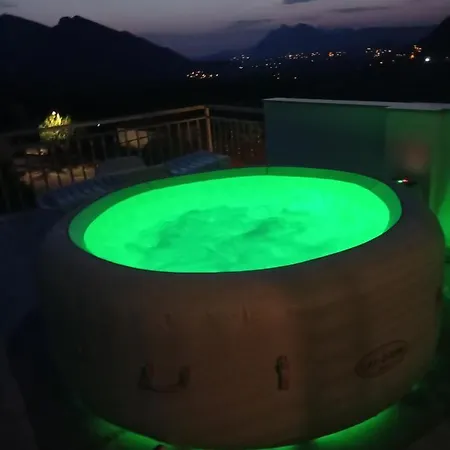 Panoramico Apartment, Private Jacuzzi Apartment *