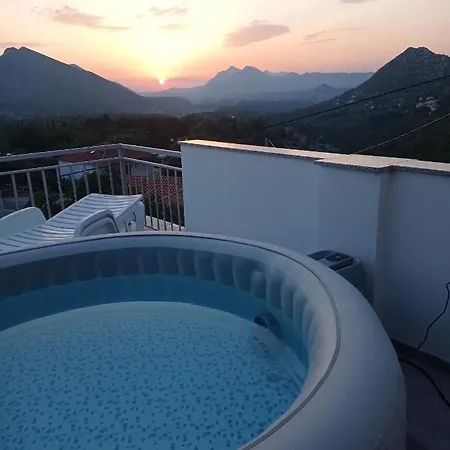 Apartment Panoramico Apartment, Private Jacuzzi *
