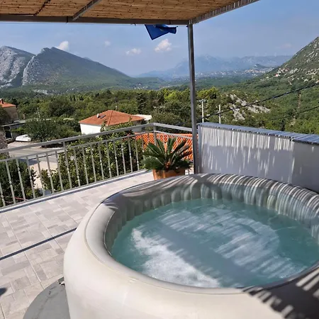 Apartment Panoramico Apartment, Private Jacuzzi