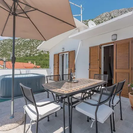 Panoramico Apartment, Private Jacuzzi *