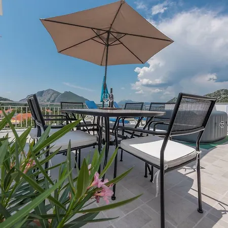 Panoramico Apartment, Private Jacuzzi Brela